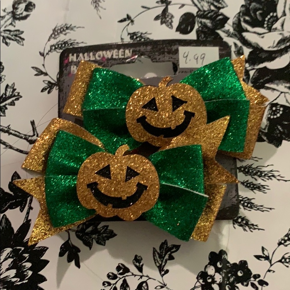 Gold glitter pumpkin hair clips